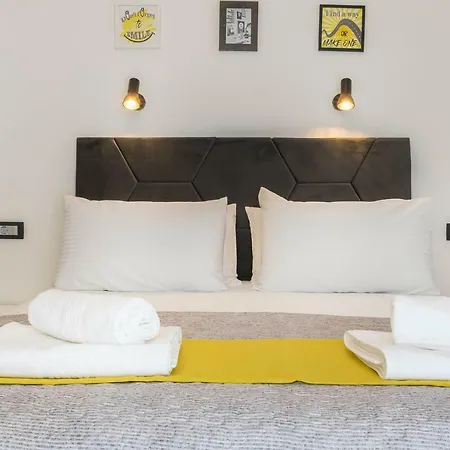 Positive Apartment *